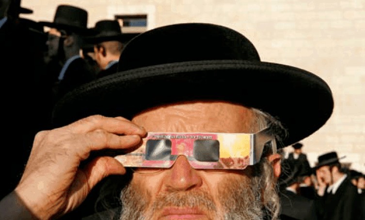 The Secret Life Of Hasidim 6